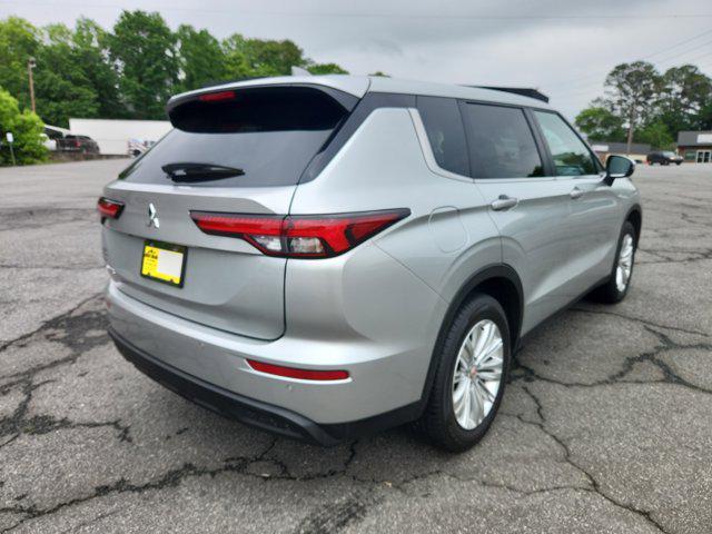 2024 Mitsubishi Outlander ES 2.5 2WD