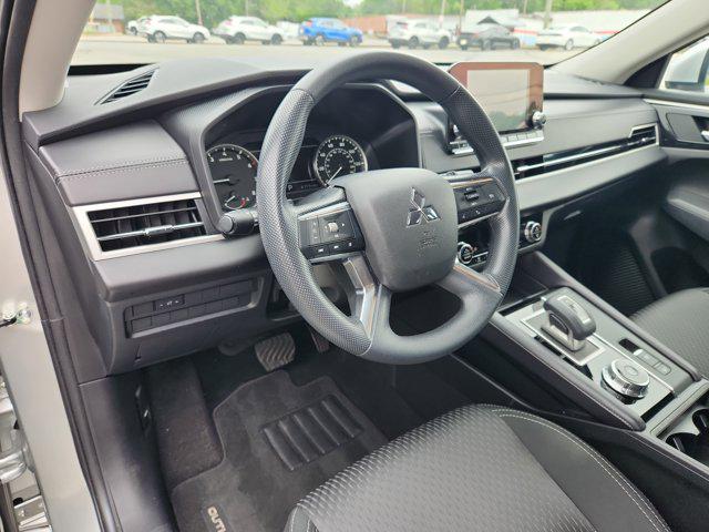 2024 Mitsubishi Outlander ES 2.5 2WD