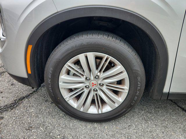 2024 Mitsubishi Outlander ES 2.5 2WD