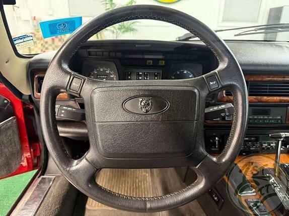 1990 Jaguar XJS XJS 2dr Convertible