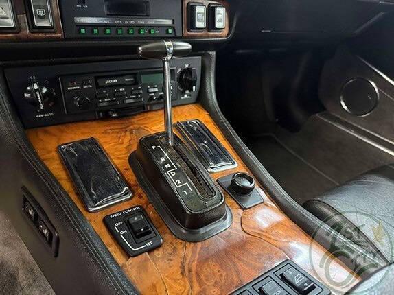 1990 Jaguar XJS XJS 2dr Convertible