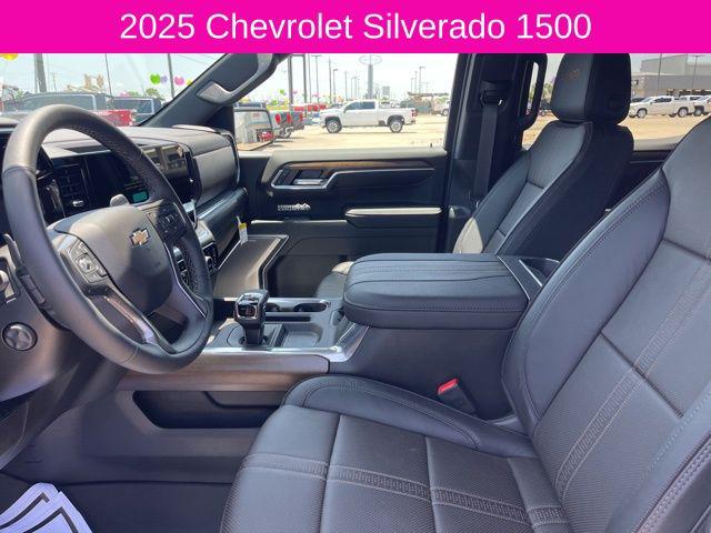 2025 Chevrolet Silverado 1500 4WD Crew Cab Standard Bed High Country