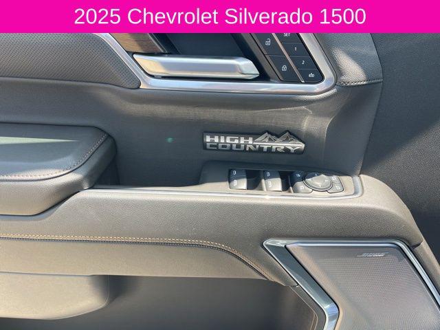 2025 Chevrolet Silverado 1500 4WD Crew Cab Standard Bed High Country
