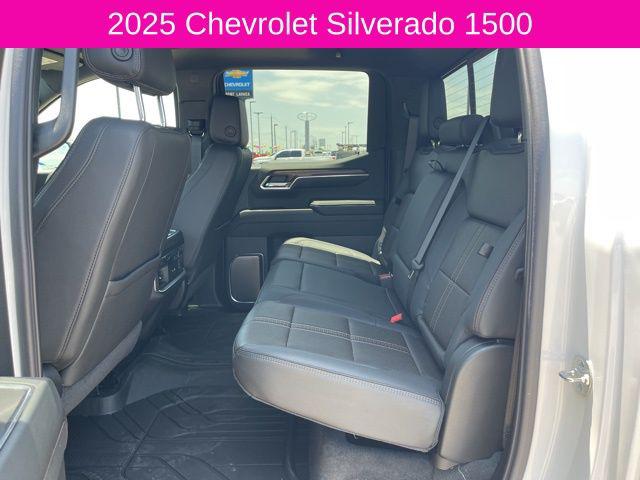 2025 Chevrolet Silverado 1500 4WD Crew Cab Standard Bed High Country