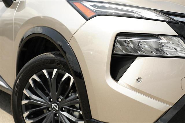 2024 Nissan Rogue Platinum FWD