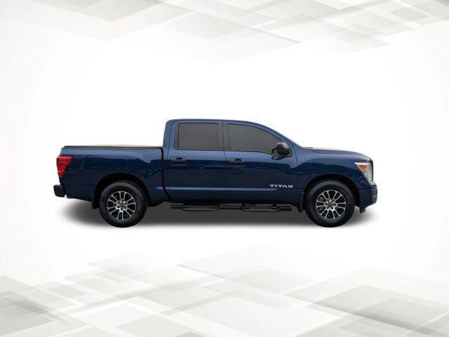 2023 Nissan TITAN Crew Cab SV 4x2