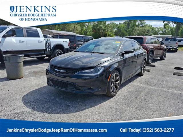 2016 Chrysler 200 S