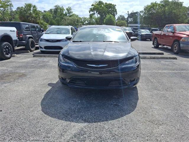 2016 Chrysler 200 S
