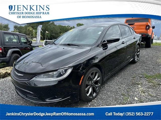 2016 Chrysler 200 S