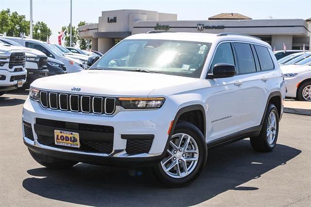 2023 Jeep Grand Cherokee L Laredo 4x4