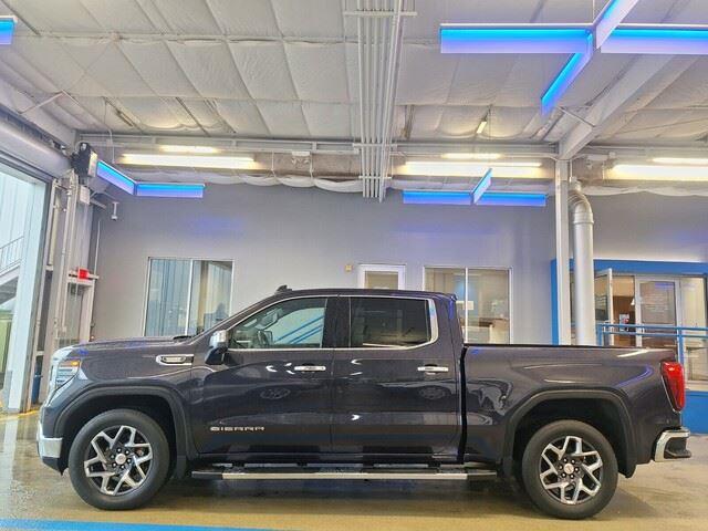 2023 GMC Sierra 1500 2WD Crew Cab Short Box SLT