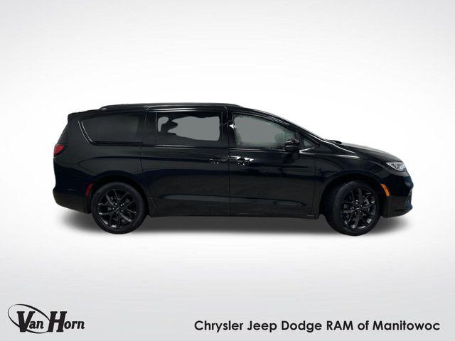 2023 Chrysler Pacifica Touring L AWD