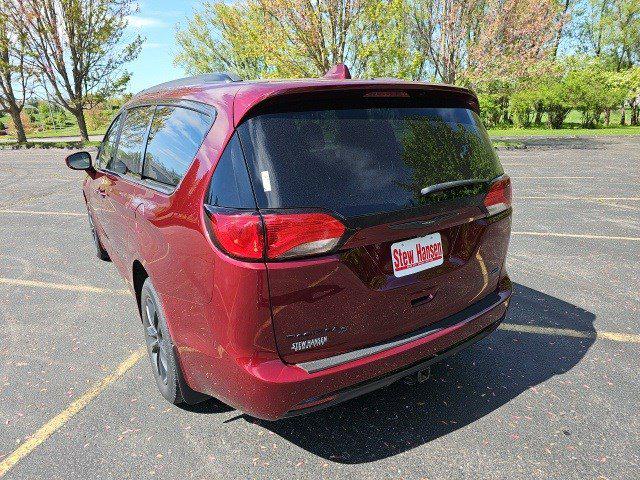 2020 Chrysler Pacifica AWD Launch Edition
