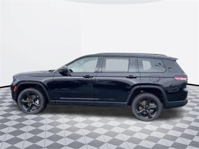 2025 Jeep Grand Cherokee GRAND CHEROKEE L ALTITUDE 4X4