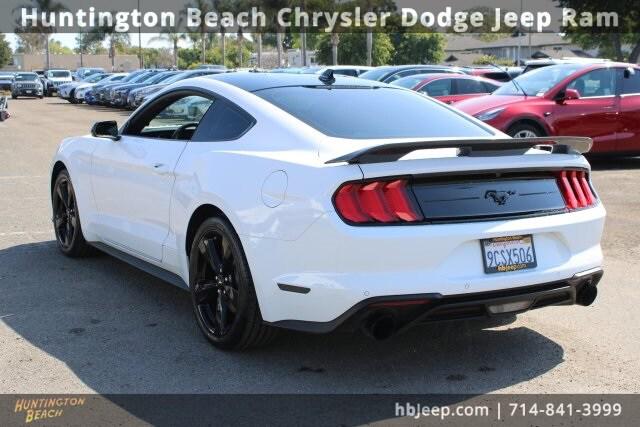 2022 Ford Mustang EcoBoost Fastback