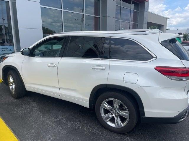 2017 Toyota Highlander Limited