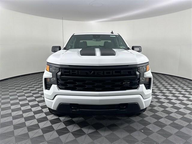 2023 Chevrolet Silverado 1500 4WD Crew Cab Short Bed Custom