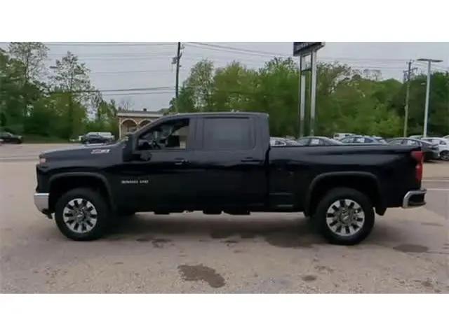 2025 Chevrolet Silverado 2500HD 4WD Crew Cab Standard Bed LT