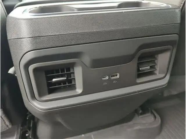 2025 Chevrolet Silverado 2500HD 4WD Crew Cab Standard Bed LT