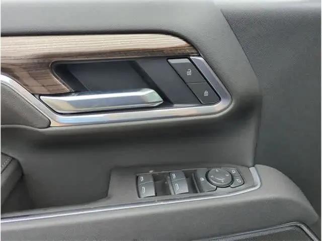 2025 Chevrolet Silverado 2500HD 4WD Crew Cab Standard Bed LT