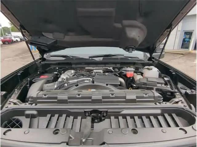 2025 Chevrolet Silverado 2500HD 4WD Crew Cab Standard Bed LT