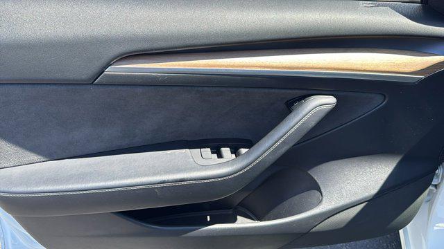 2021 Tesla Model 3 Standard Range Plus Rear-Wheel Drive