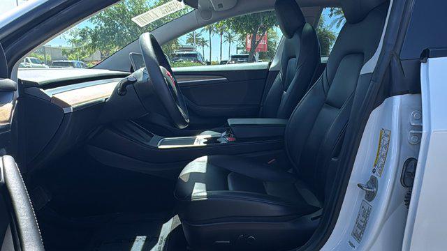 2021 Tesla Model 3 Standard Range Plus Rear-Wheel Drive