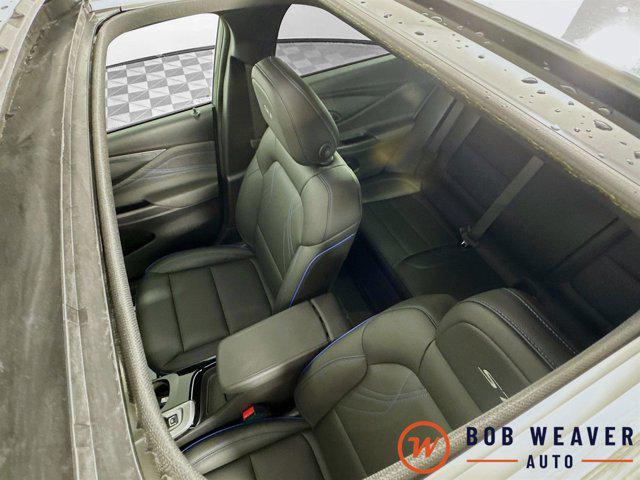 2025 Buick NV Sport Touring FWD