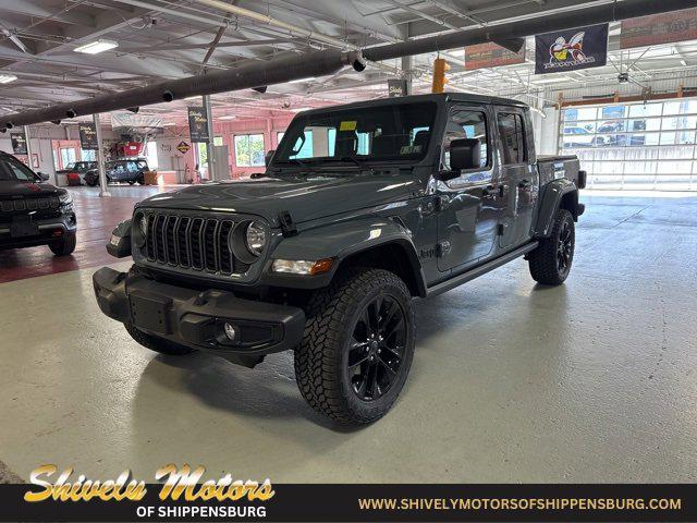 2025 Jeep Gladiator GLADIATOR NIGHTHAWK 4X4