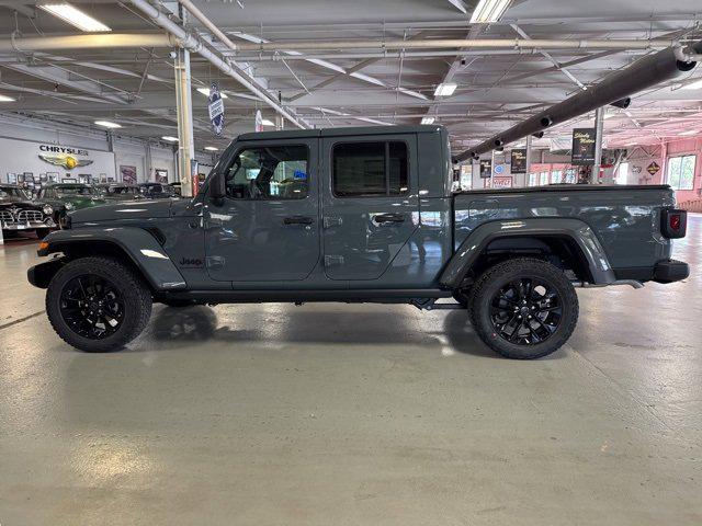 2025 Jeep Gladiator GLADIATOR NIGHTHAWK 4X4