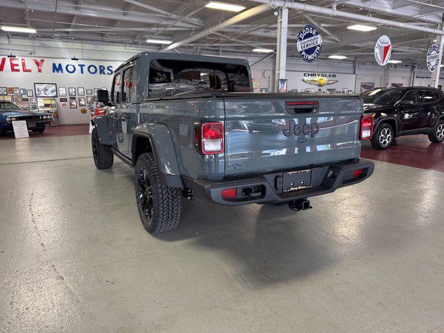 2025 Jeep Gladiator GLADIATOR NIGHTHAWK 4X4