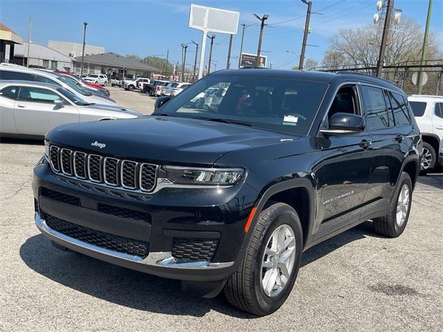 2025 Jeep Grand Cherokee GRAND CHEROKEE L LAREDO X 4X4