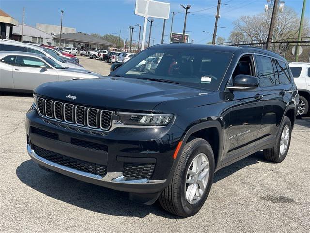 2025 Jeep Grand Cherokee GRAND CHEROKEE L LAREDO X 4X4