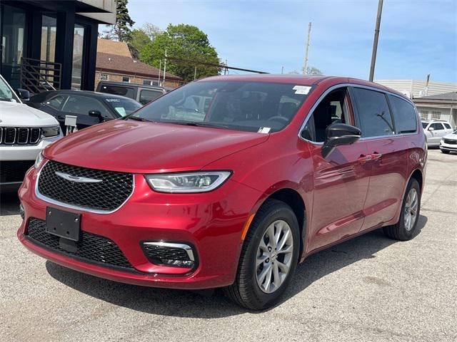 2025 Chrysler Pacifica PACIFICA SELECT AWD