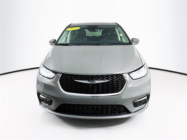 2022 Chrysler Pacifica Hybrid Touring L