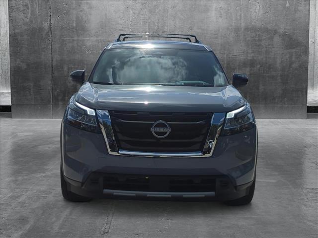 2024 Nissan Pathfinder Platinum FWD
