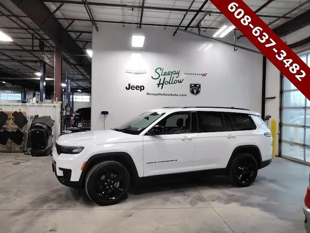 2023 Jeep Grand Cherokee L Altitude 4x4