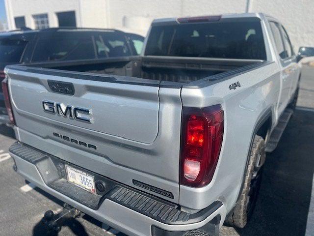 2022 GMC Sierra 1500 4WD Crew Cab Short Box Elevation with 3SB