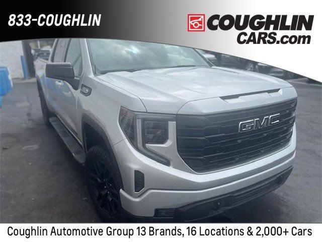 2022 GMC Sierra 1500 4WD Crew Cab Short Box Elevation with 3SB