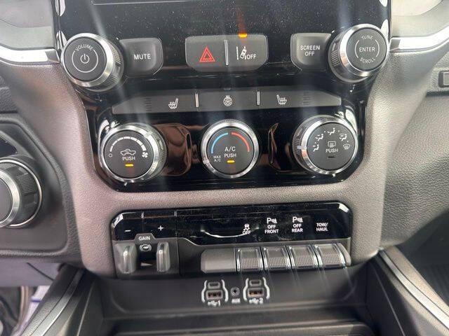 2025 Ram 1500 Big Horn Crew Cab 4x4 5'7" Box
