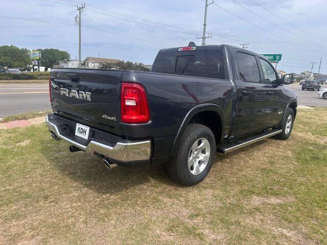 2025 Ram 1500 Big Horn Crew Cab 4x4 5'7" Box
