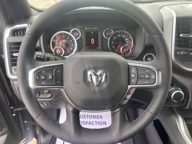 2025 Ram 1500 Big Horn Crew Cab 4x4 5'7" Box