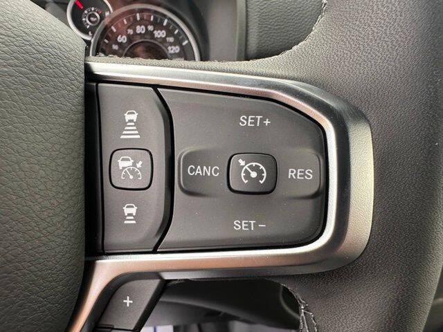 2025 Ram 1500 Big Horn Crew Cab 4x4 5'7" Box