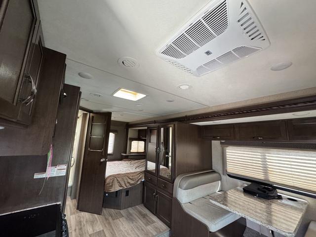 2018 Ford E-350 Cutaway Unknown