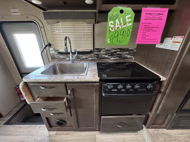 2018 Ford E-350 Cutaway Unknown