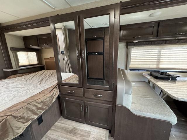 2018 Ford E-350 Cutaway Unknown