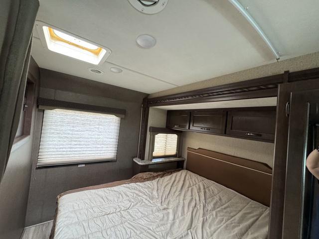 2018 Ford E-350 Cutaway Unknown