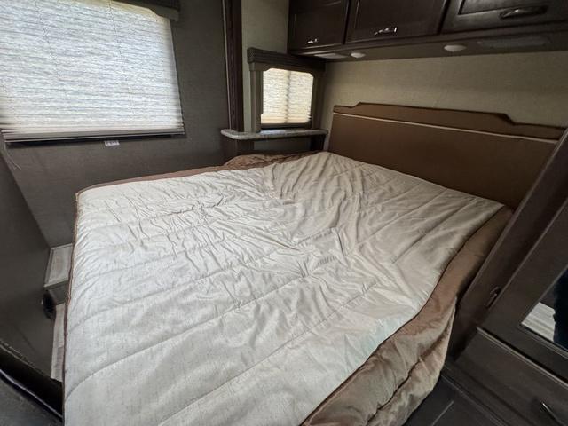 2018 Ford E-350 Cutaway Unknown