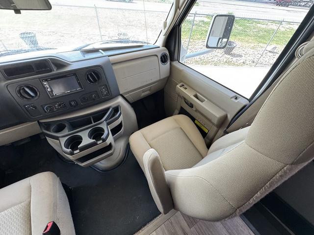 2018 Ford E-350 Cutaway Unknown