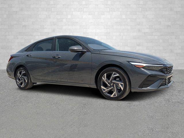 2025 Hyundai Elantra Hybrid Limited for sale in NAPLES, FL